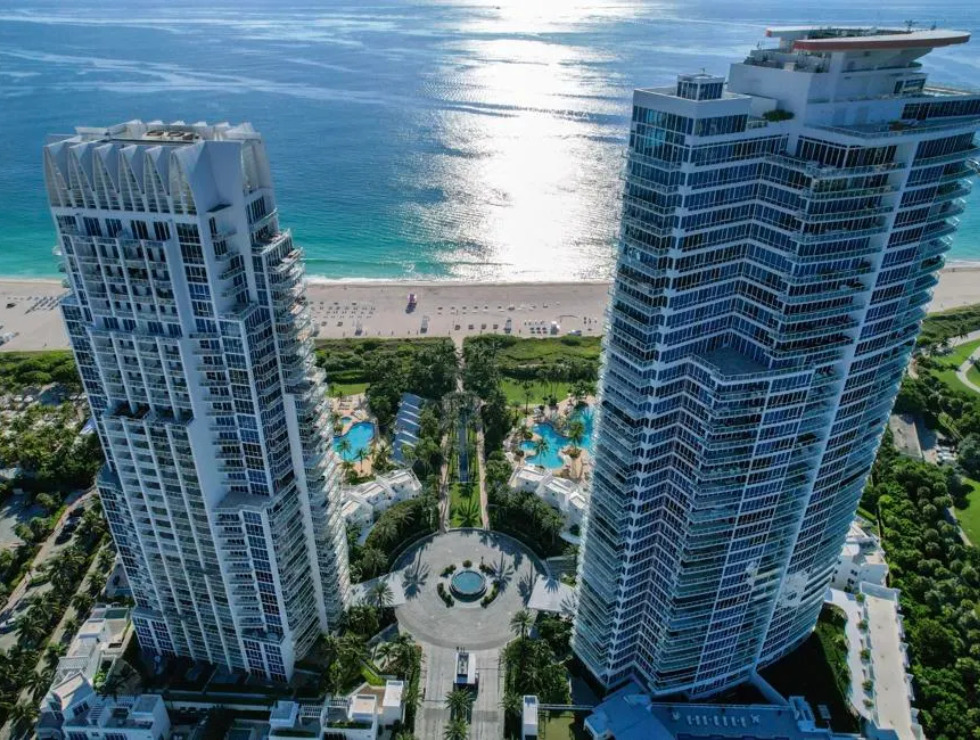 Continuum Condominium